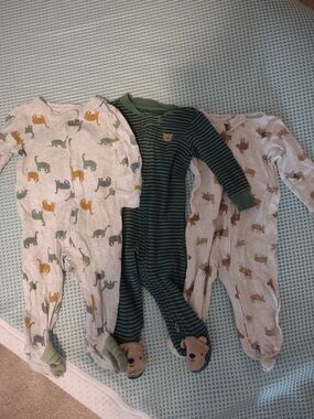 Carter's Long Sleeve Footed Onesies 6 Months